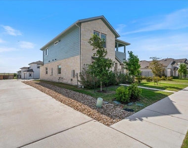 9015 Lookse Ln - Photo Thumbnail 27