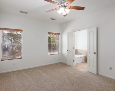 2125 Amur Dr - Photo Thumbnail 14