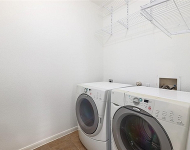 2125 Amur Dr - Photo Thumbnail 21