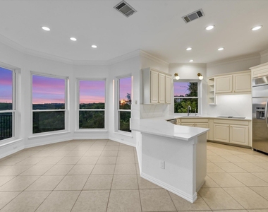 5506 Merrywing Cir - Photo Thumbnail 11