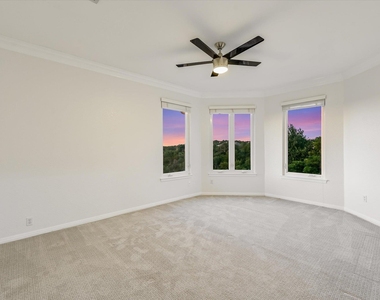 5506 Merrywing Cir - Photo Thumbnail 30