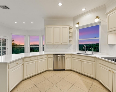 5506 Merrywing Cir - Photo Thumbnail 12