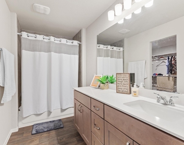 242 Barley Ln - Photo Thumbnail 26