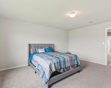 242 Barley Ln - Photo Thumbnail 24