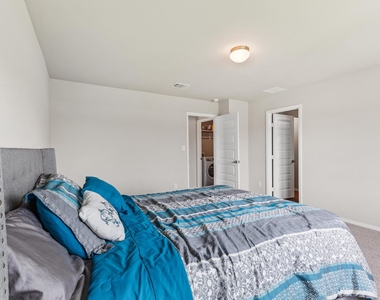 242 Barley Ln - Photo Thumbnail 25