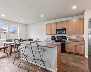 242 Barley Ln - Photo Thumbnail 10