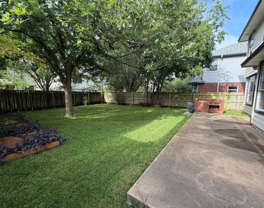 13405 Tossa Ln - Photo Thumbnail 9