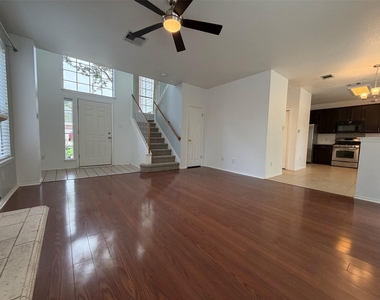 13405 Tossa Ln - Photo Thumbnail 3