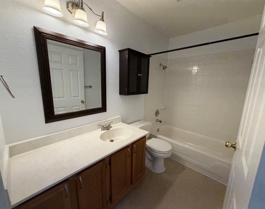 13405 Tossa Ln - Photo Thumbnail 18