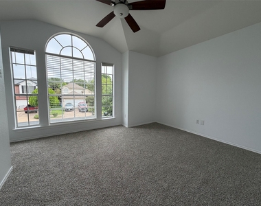 13405 Tossa Ln - Photo Thumbnail 11