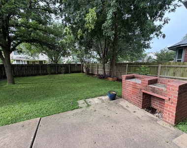 13405 Tossa Ln - Photo Thumbnail 8