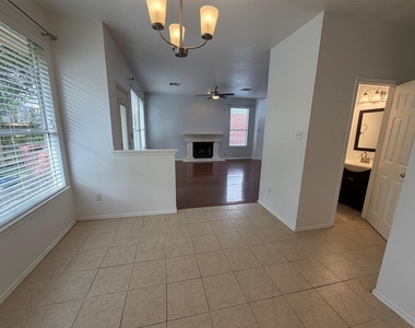 13405 Tossa Ln - Photo Thumbnail 6