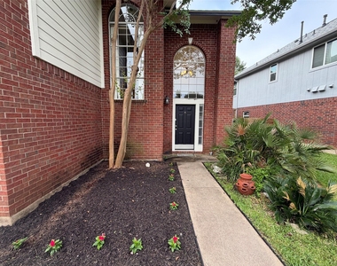 13405 Tossa Ln - Photo Thumbnail 21