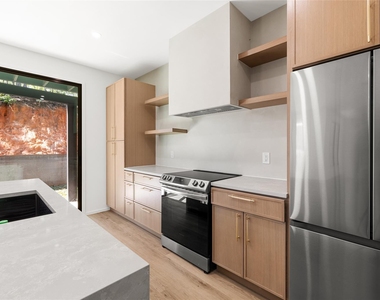 103 Kaena Ln - Photo Thumbnail 10