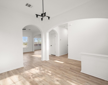 13220 Constellation Dr - Photo Thumbnail 8
