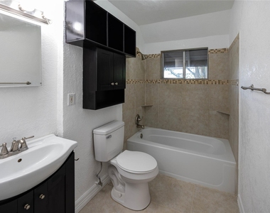 22 Stonehouse Cir - Photo Thumbnail 15