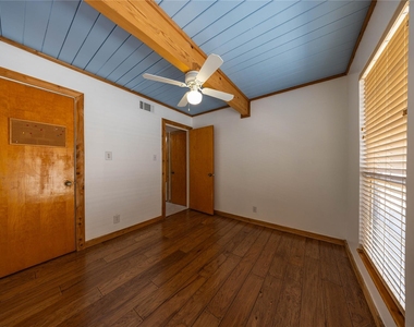 22 Stonehouse Cir - Photo Thumbnail 13