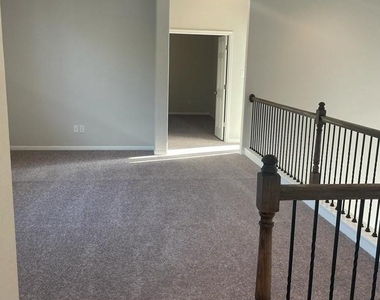 12809 Gilliland Ln - Photo Thumbnail 7