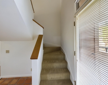 1735 Spyglass Dr - Photo Thumbnail 27