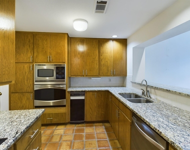 1735 Spyglass Dr - Photo Thumbnail 19