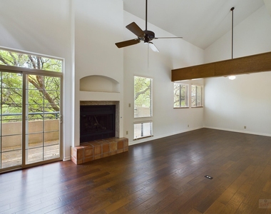 1735 Spyglass Dr - Photo Thumbnail 13