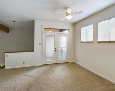 1735 Spyglass Dr - Photo Thumbnail 30