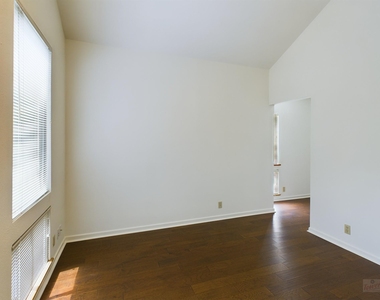 1735 Spyglass Dr - Photo Thumbnail 23