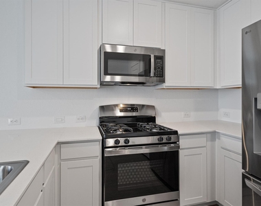 4107 Eldorado St - Photo Thumbnail 6