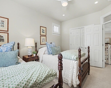 3800 Bailey Ln - Photo Thumbnail 23