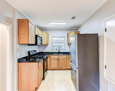 74 Julius St - Photo Thumbnail 8