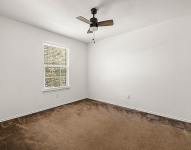 5525 Victory Gallop Dr - Photo Thumbnail 18