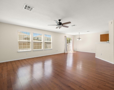 5525 Victory Gallop Dr - Photo Thumbnail 3