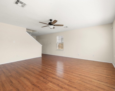 5525 Victory Gallop Dr - Photo Thumbnail 6