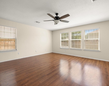 5525 Victory Gallop Dr - Photo Thumbnail 5