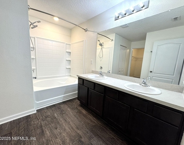 3268 Lawton Place - Photo Thumbnail 8
