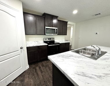 3268 Lawton Place - Photo Thumbnail 3