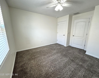 3268 Lawton Place - Photo Thumbnail 10