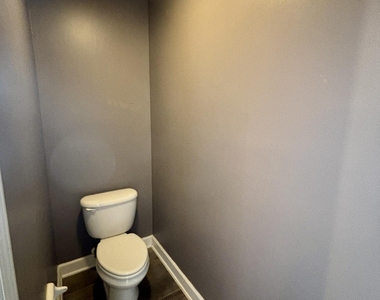 11827 Crusselle Drive - Photo Thumbnail 22
