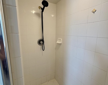11827 Crusselle Drive - Photo Thumbnail 25