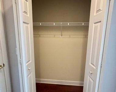 11827 Crusselle Drive - Photo Thumbnail 23