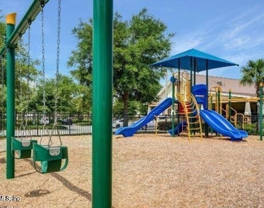 16050 Dowing Creek Drive - Photo Thumbnail 34