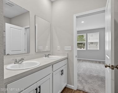 14757 Cashew Avenue - Photo Thumbnail 29