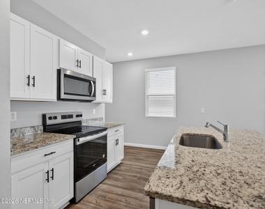 14757 Cashew Avenue - Photo Thumbnail 14