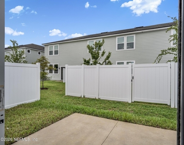 14757 Cashew Avenue - Photo Thumbnail 54