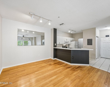 510 Florida Club Boulevard - Photo Thumbnail 12