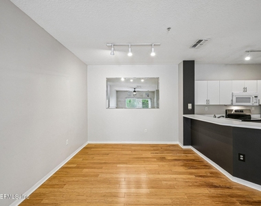 510 Florida Club Boulevard - Photo Thumbnail 11