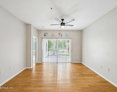 510 Florida Club Boulevard - Photo Thumbnail 8