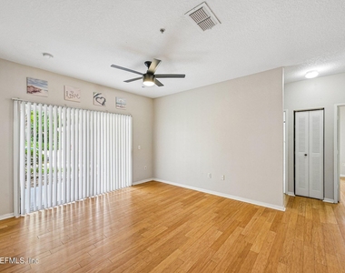 510 Florida Club Boulevard - Photo Thumbnail 9