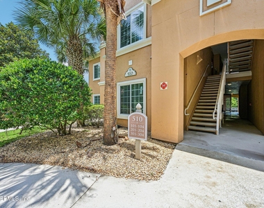 510 Florida Club Boulevard - Photo Thumbnail 4
