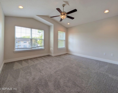 629 2nd Avenue S - Photo Thumbnail 3